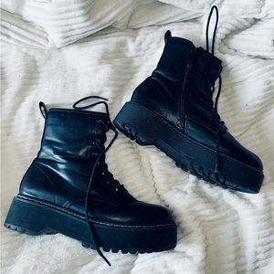 Steve Madden Betty Black Platform Combat Boots
